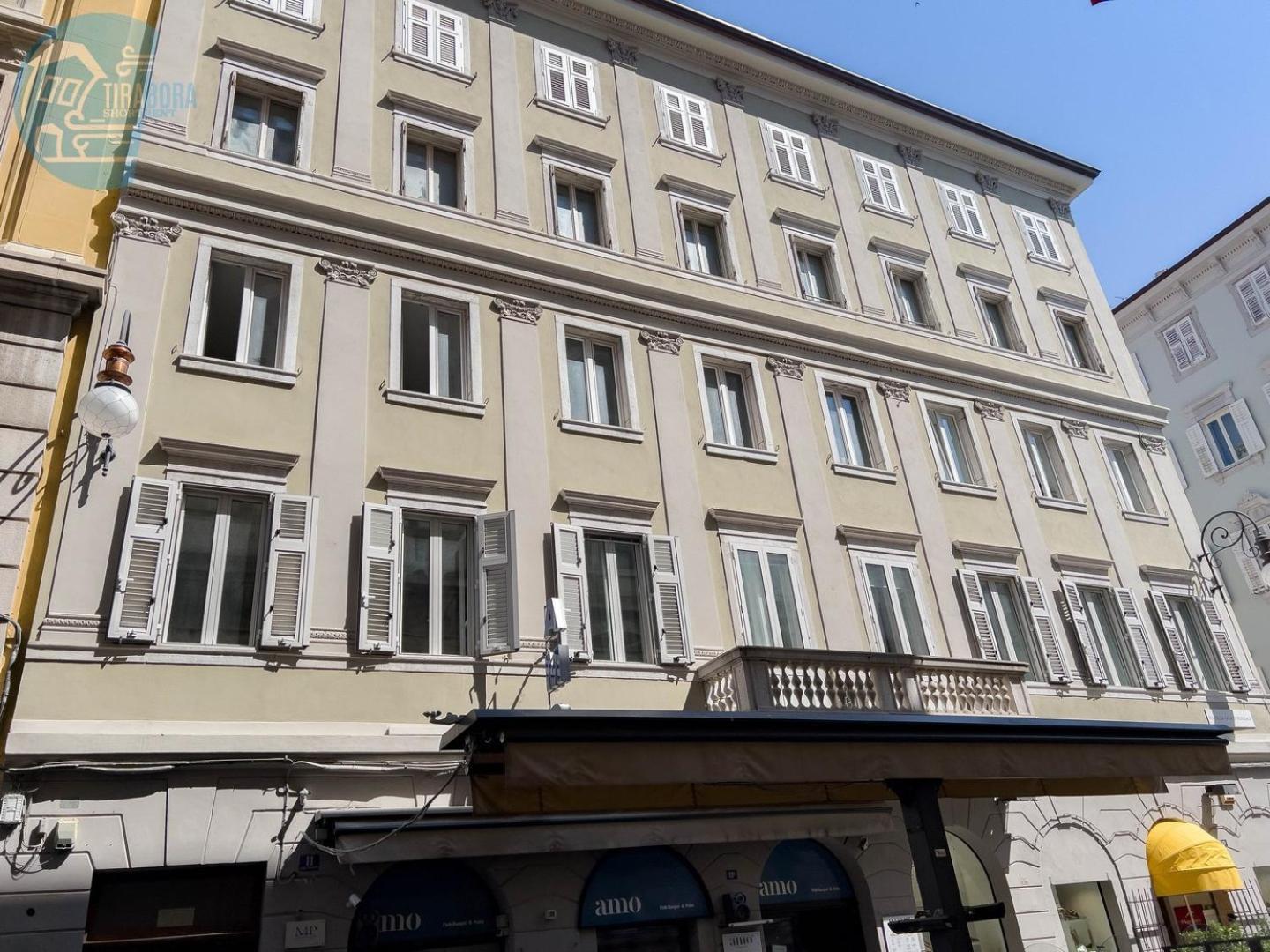 Cassa Di Risparmio 11 Tirabora Short Rent Trieste Eksteriør bilde